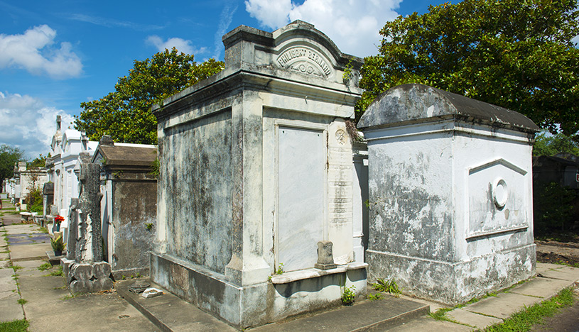 lafayette-cemetery-halloween
